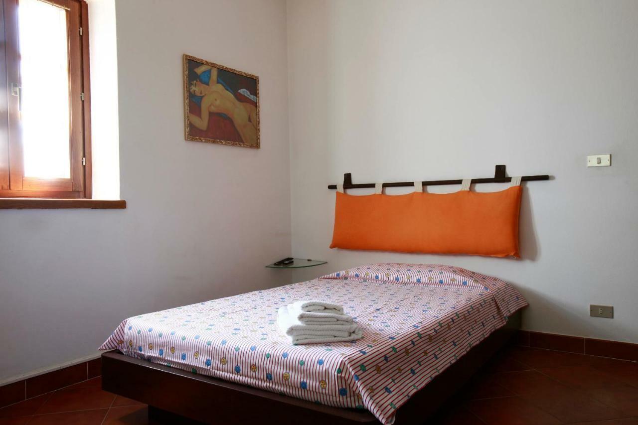 Casa Il Ceppo Hotel อาเรซโซ ภายนอก รูปภาพ